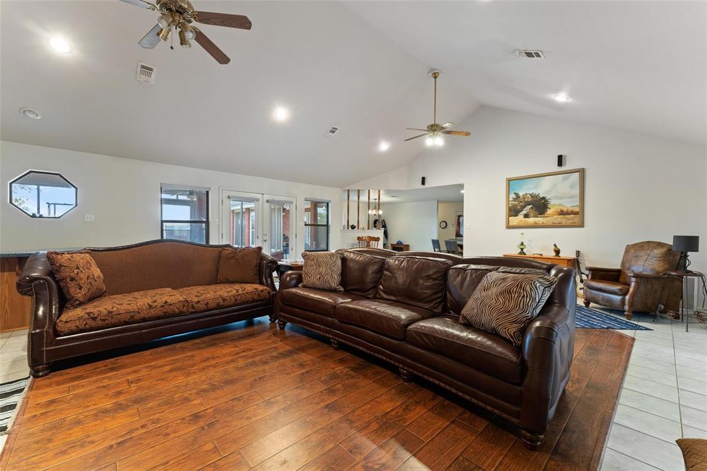 JOHN DUNCAN - Residential