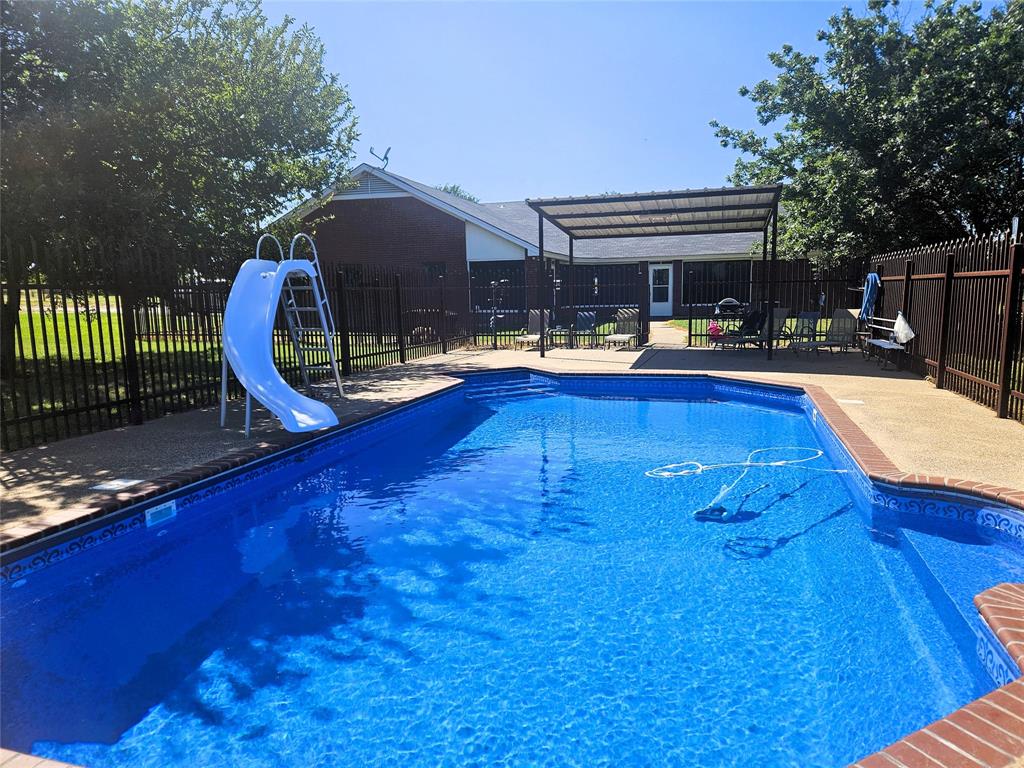 JOHN DUNCAN - Residential