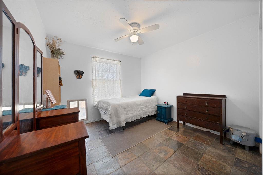 E C School Land - Farm