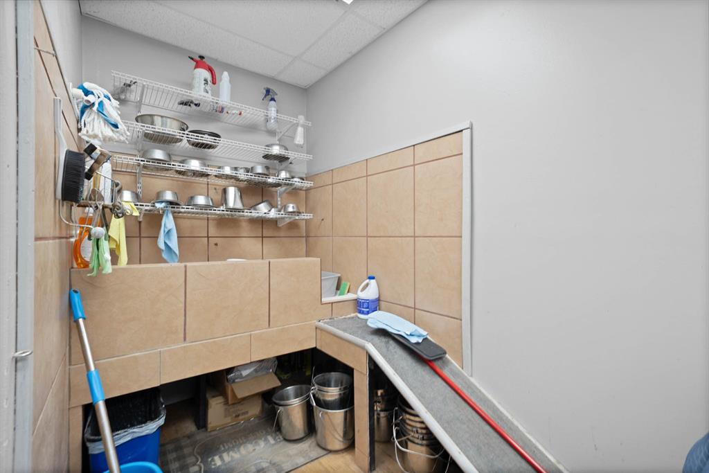 E C School Land - Farm