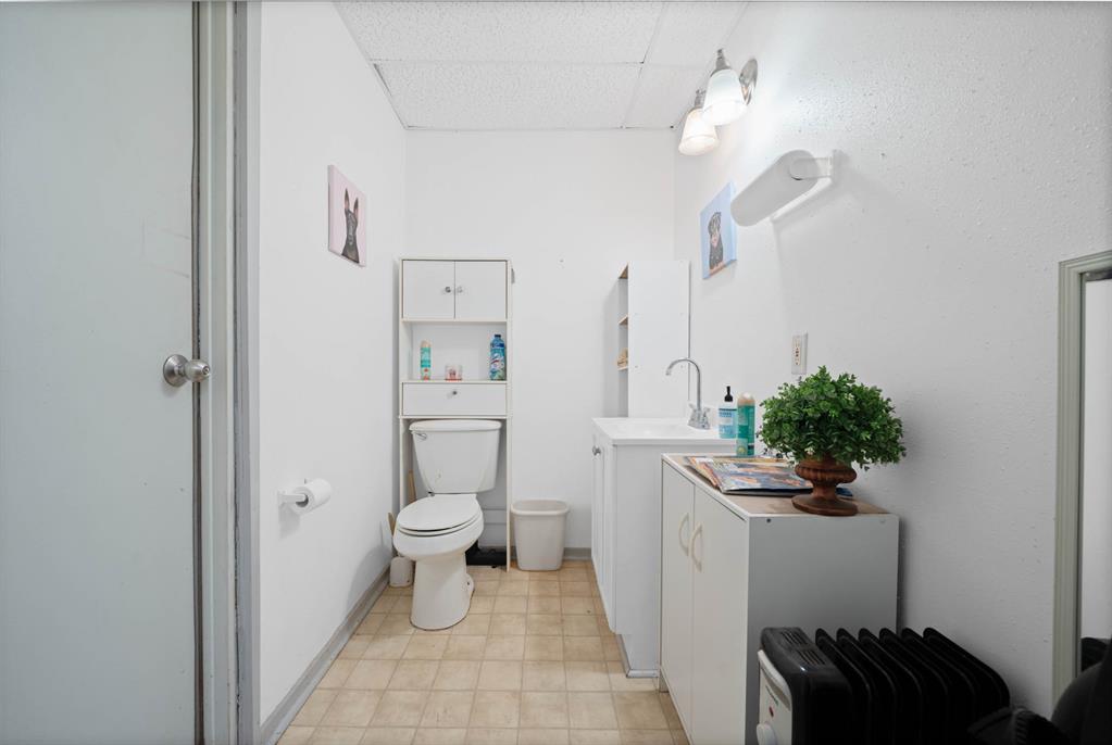 E C School Land - Farm