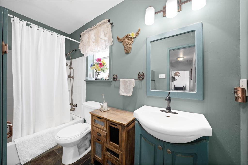 E C School Land - Farm