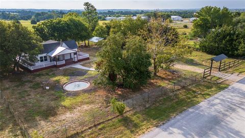 A home in Farmersville