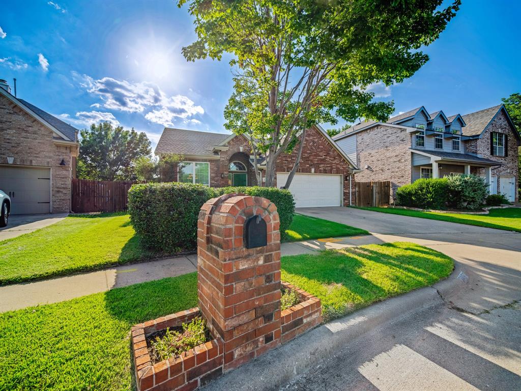 2135 Clubside Drive
