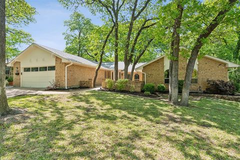 712 Tanglewood Lane, Arlington, TX 76012 - #: 20583855