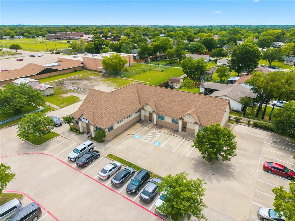 3641 Broadway Boulevard 100-500