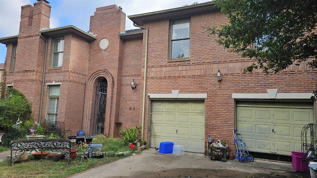 Chamberlain Arlington Heights 1st - Residential