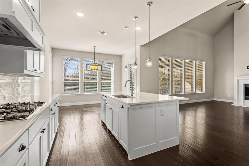 Estates Of Lakeshore Ph I The - Residential