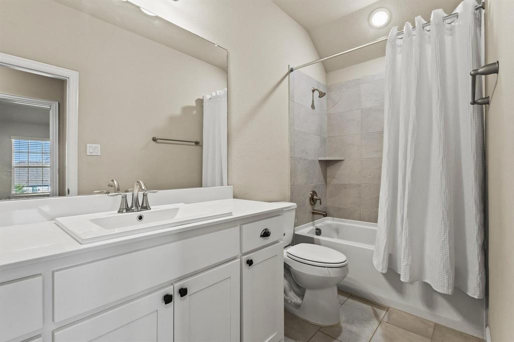 Estates Of Lakeshore Ph I The - Residential