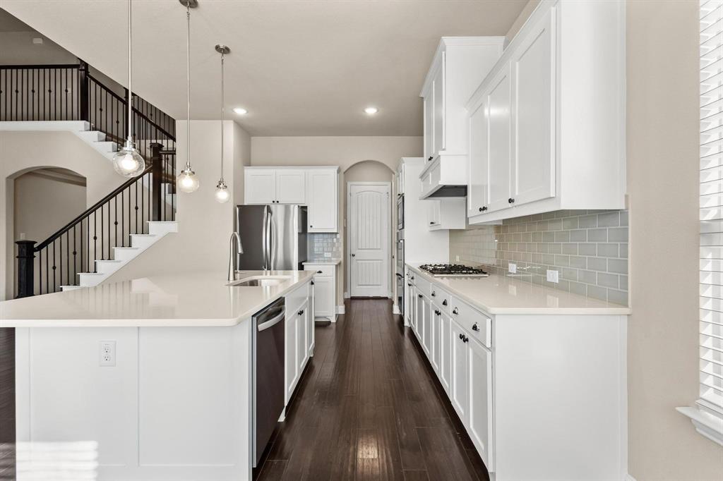 Estates Of Lakeshore Ph I The - Residential