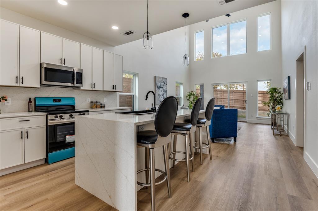 Miss Carrie Gilroy - Residential