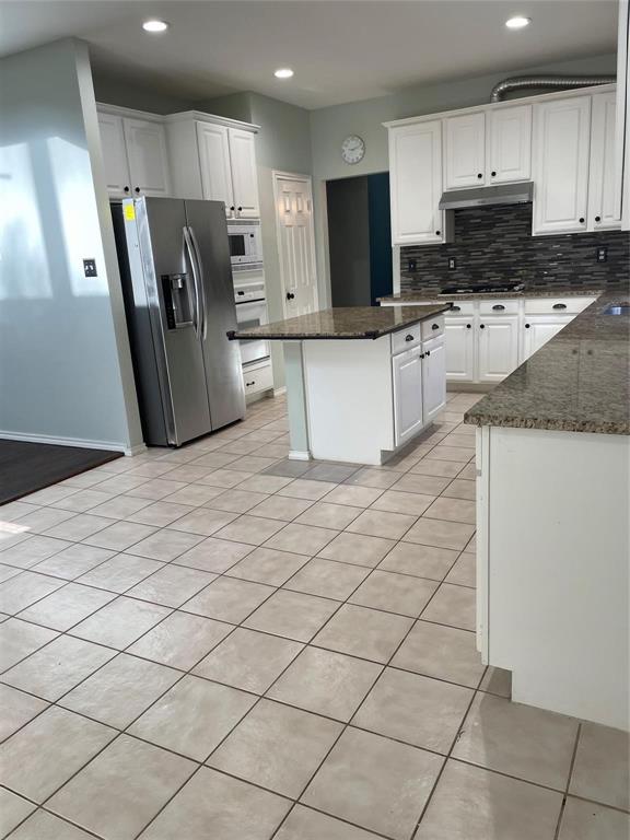 Country Meadow Add Ph I - Residential Lease