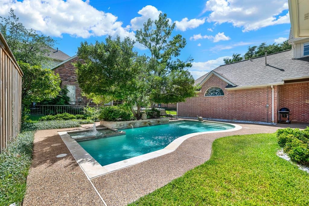 5404 GLENSHIRE Drive