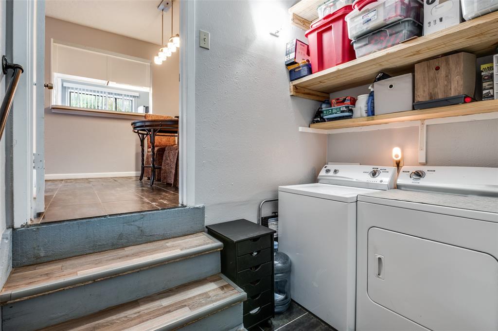 Preston Oaks Crossing Condos 01 & 02 - Residential