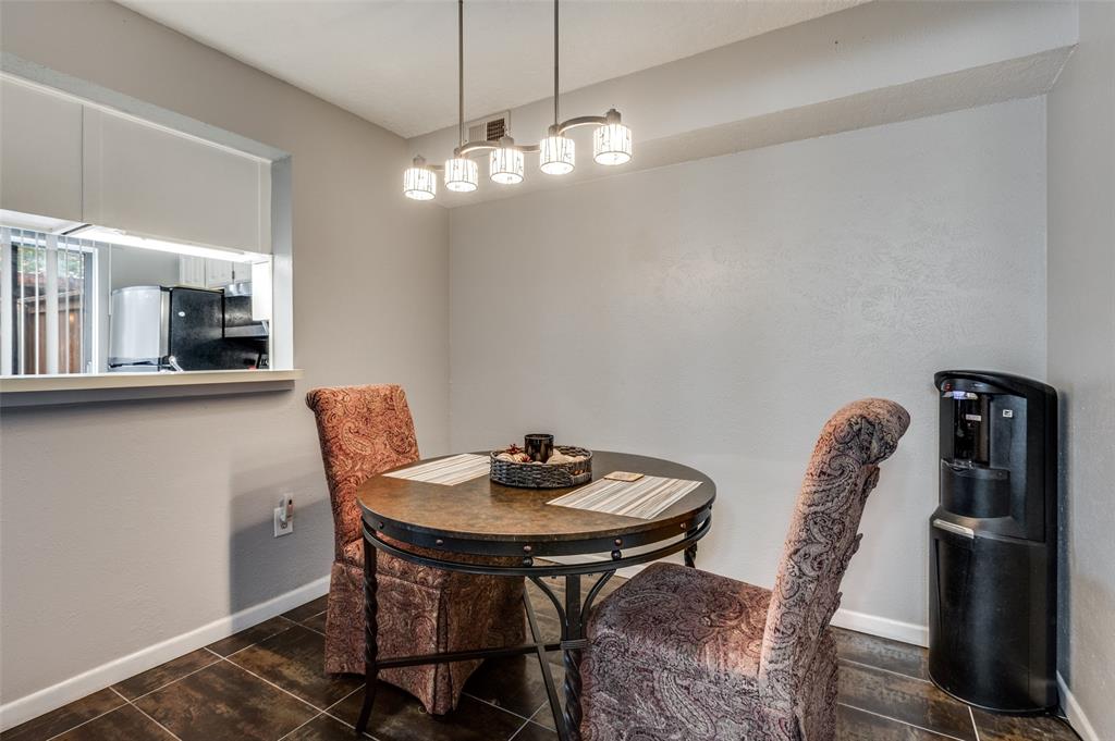 Preston Oaks Crossing Condos 01 & 02 - Residential