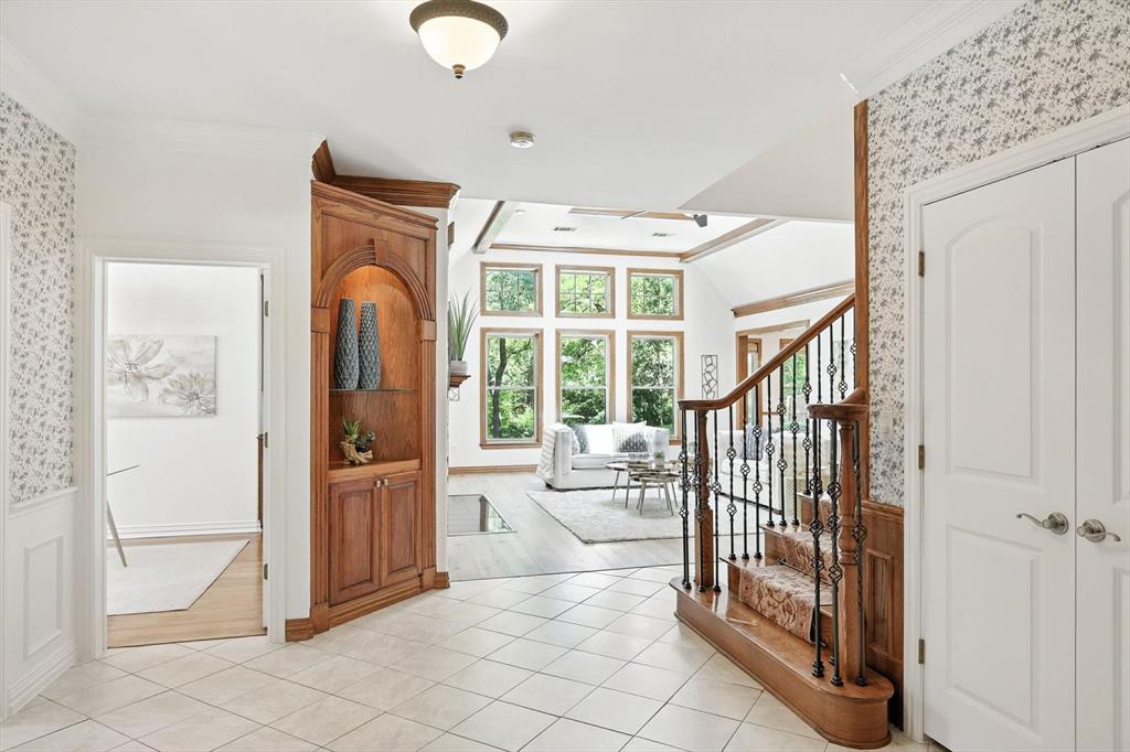 1032 Sunswept Terrace