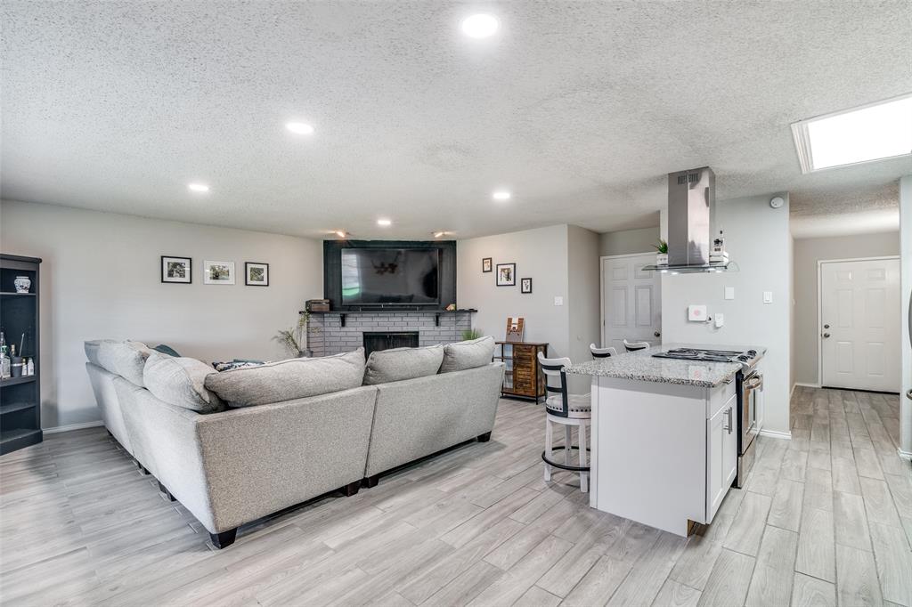 Colony 8 - Residential