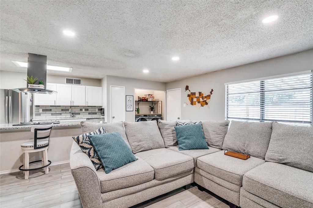 Colony 8 - Residential