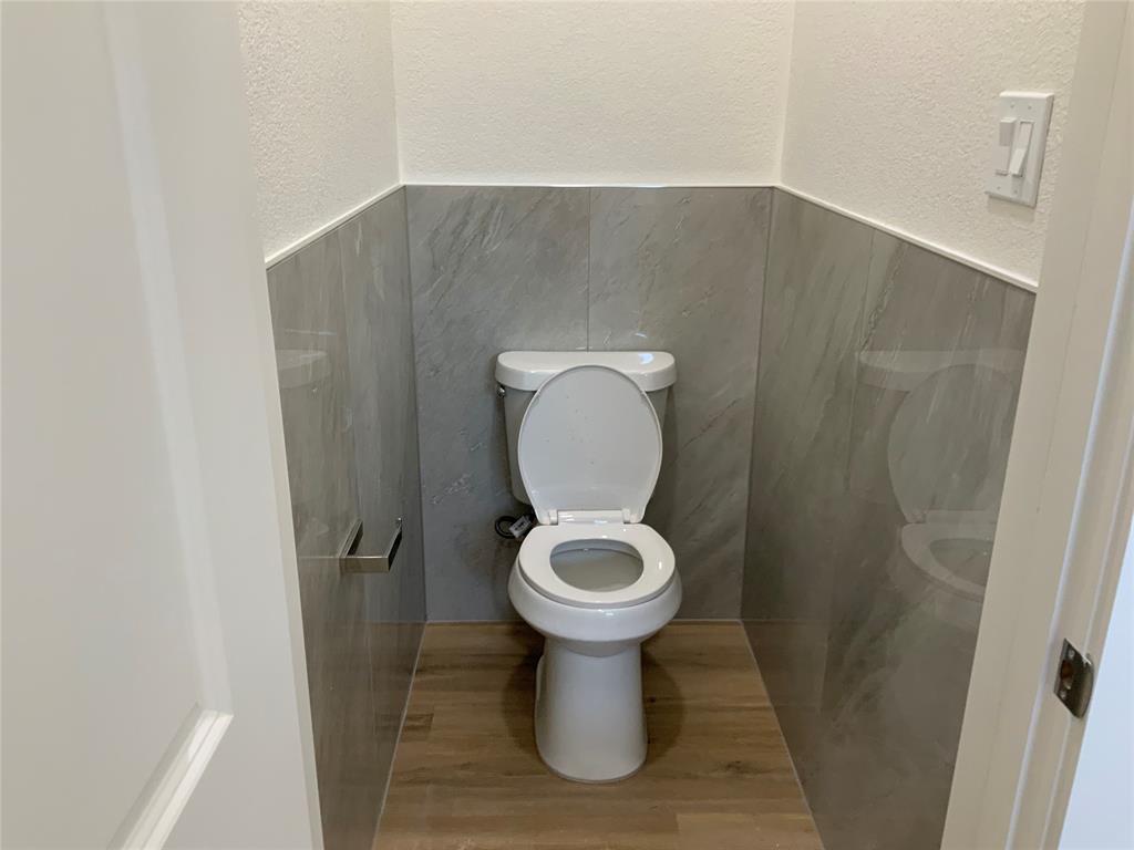 Wooded Crk - Residential