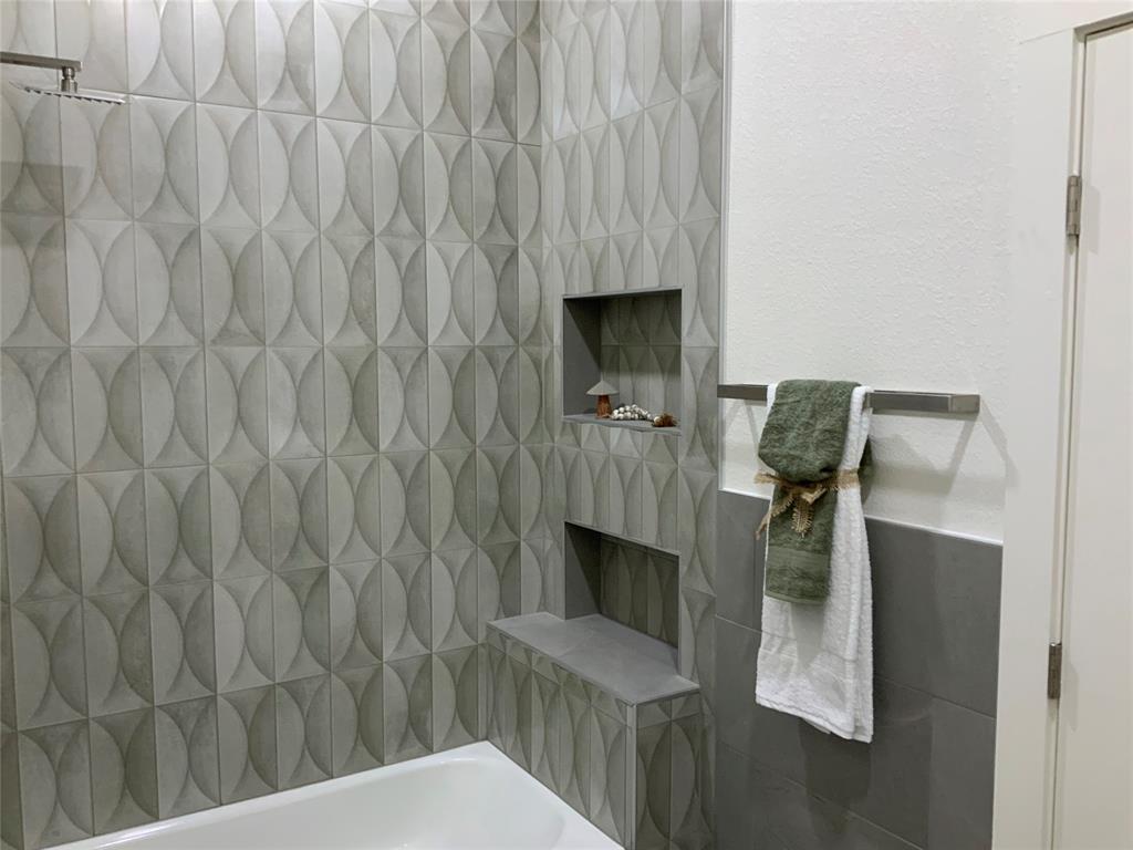 Wooded Crk - Residential