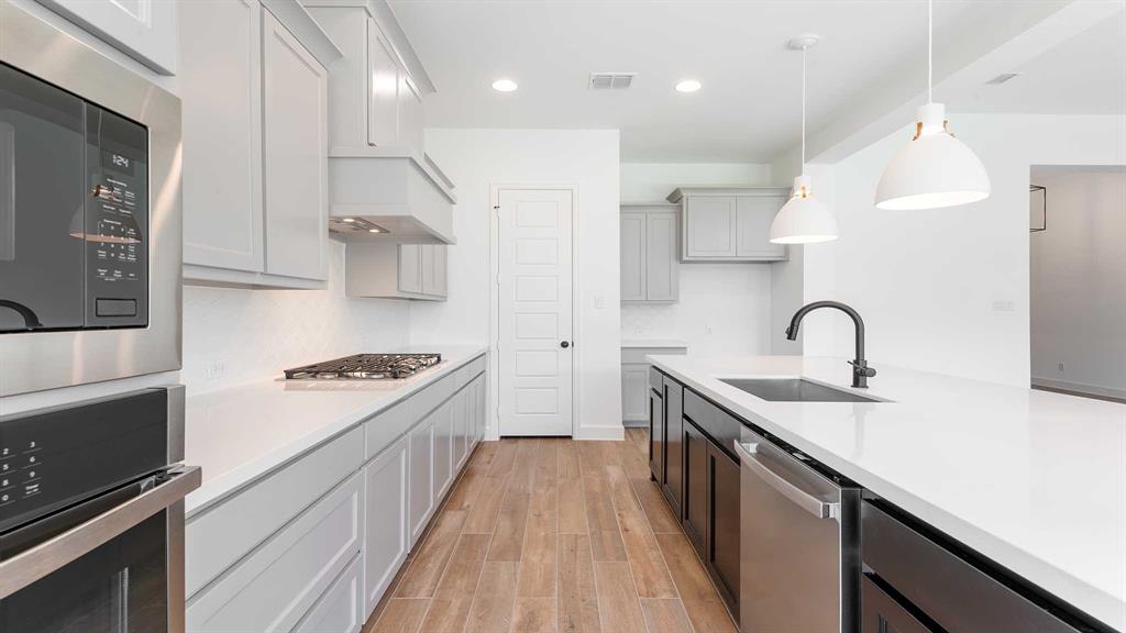 Trinity Falls - Residential