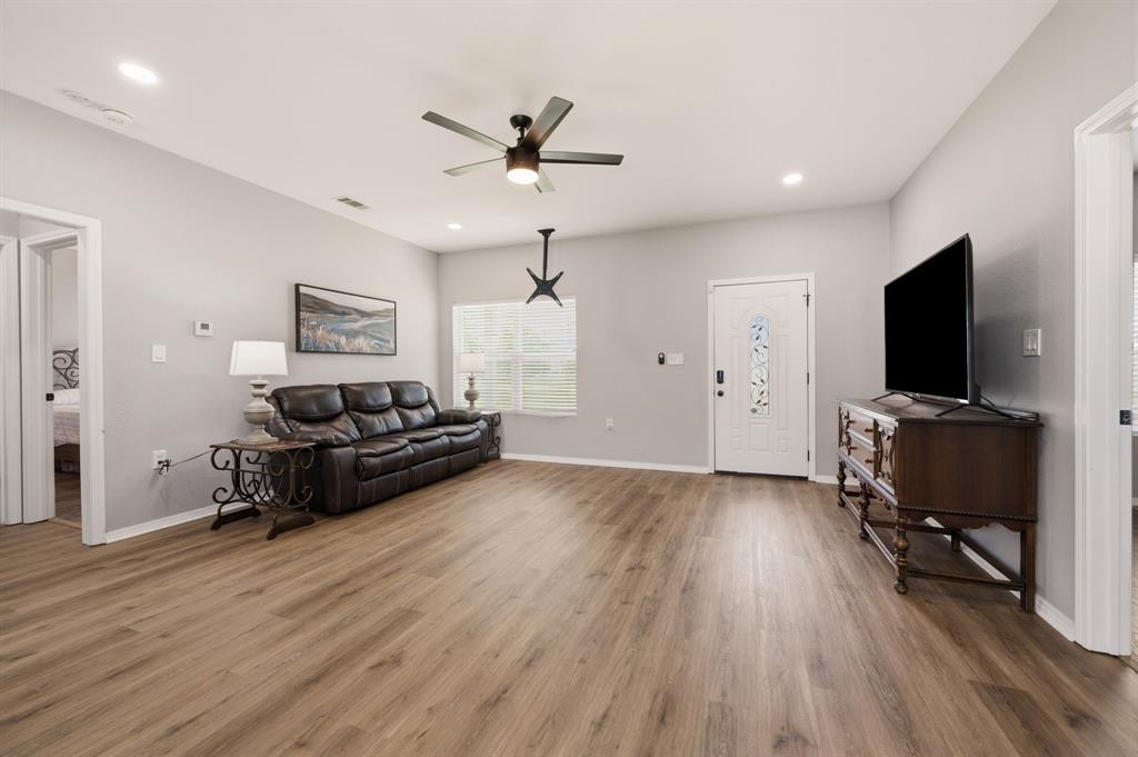 106 Billy Dale Court