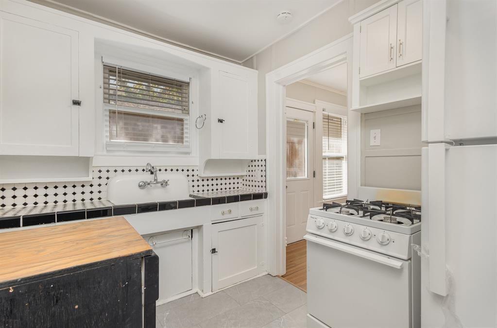 Vickery Place Add - Residential Lease