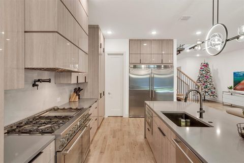 Tiny photo for 7519 Robin Road, Dallas, TX 75209 (MLS # 21163707)