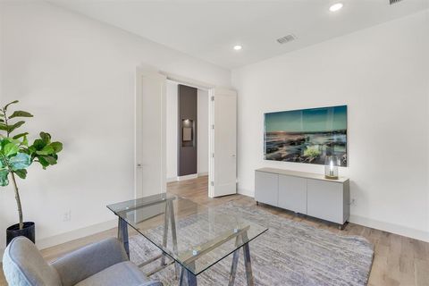 Tiny photo for 7519 Robin Road, Dallas, TX 75209 (MLS # 21163707)