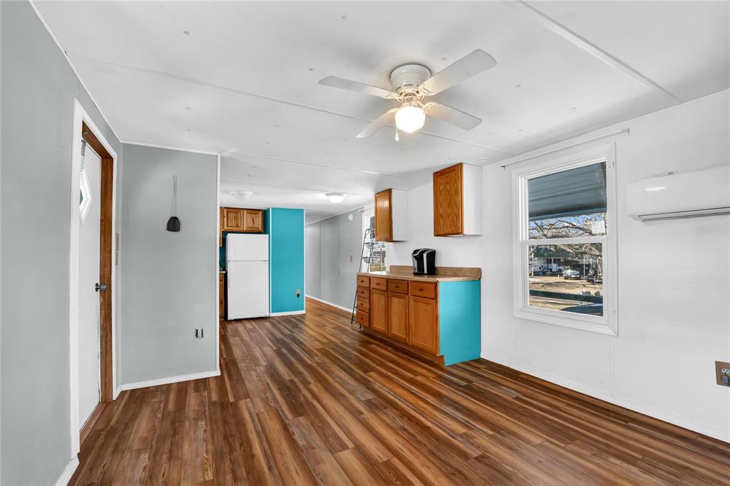 Horseshoe Bend - Commercial Sale