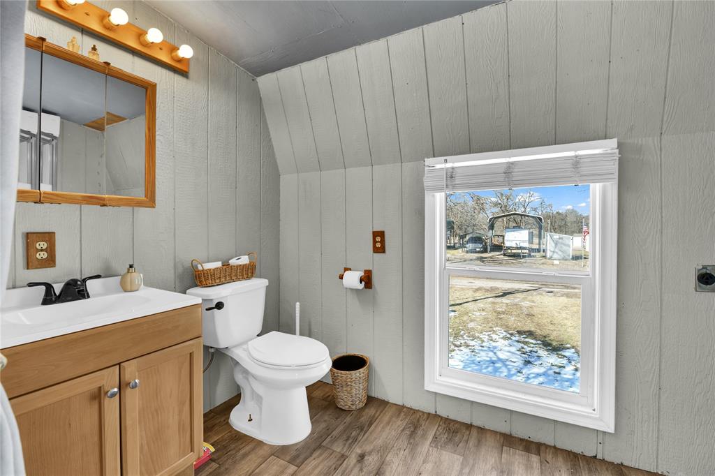 Horseshoe Bend - Commercial Sale