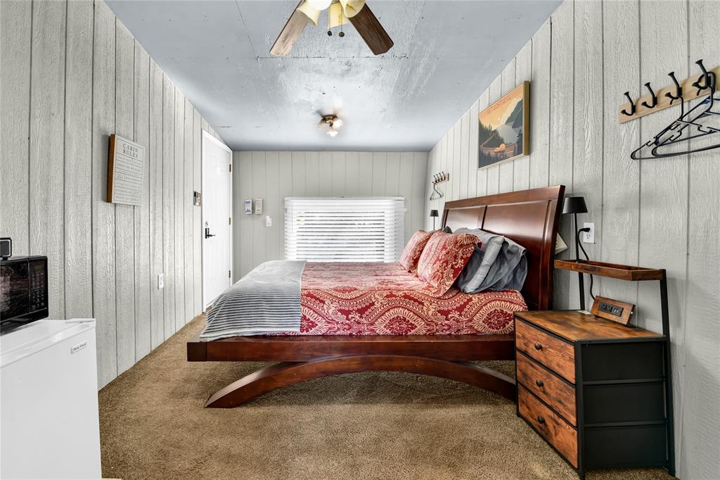 Horseshoe Bend - Commercial Sale