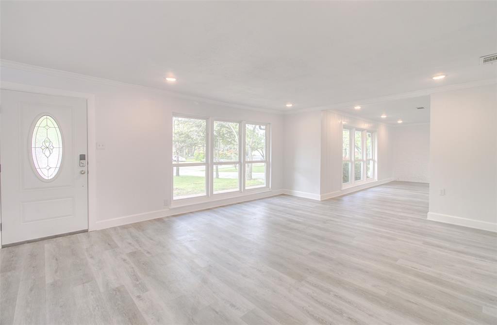 1625 W 6th Street