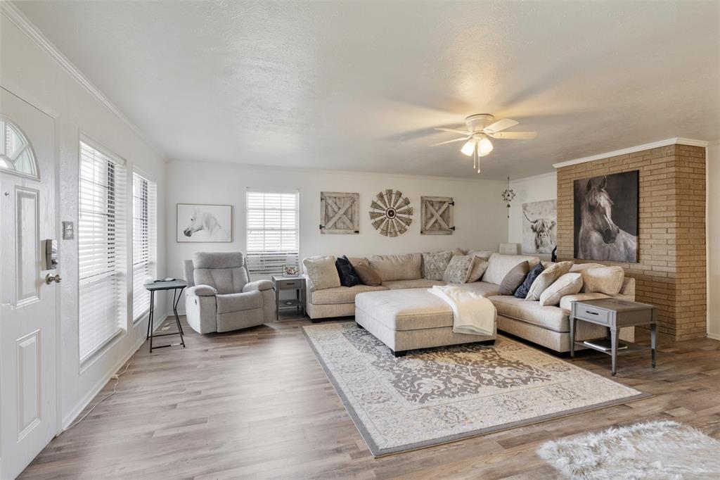 Colonial Acres - Residential