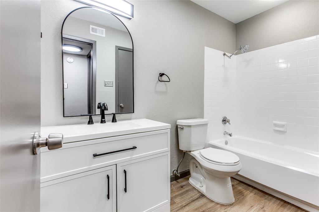 creekbend condominiums - Residential