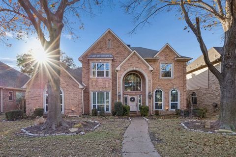 18727 Greenside Drive Dallas TX 75252