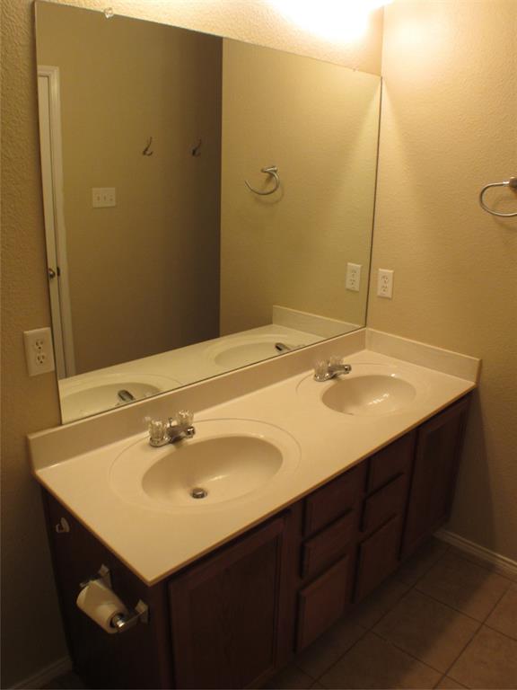 Oak Point Estates - Residential Lease