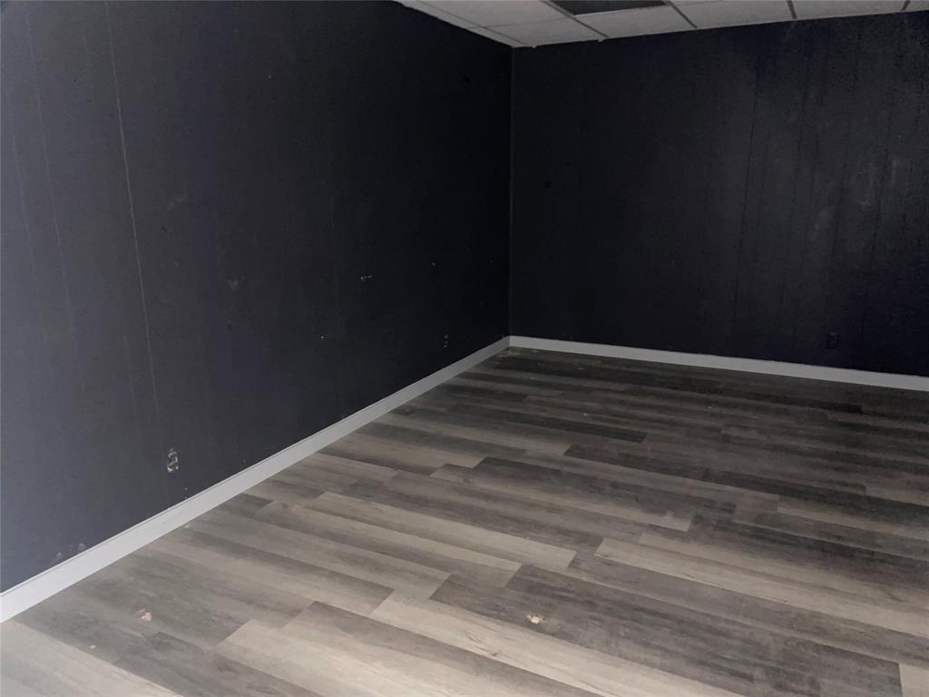 Cochran - Commercial Sale