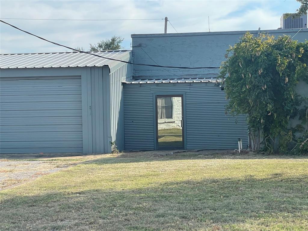 Cochran - Commercial Sale