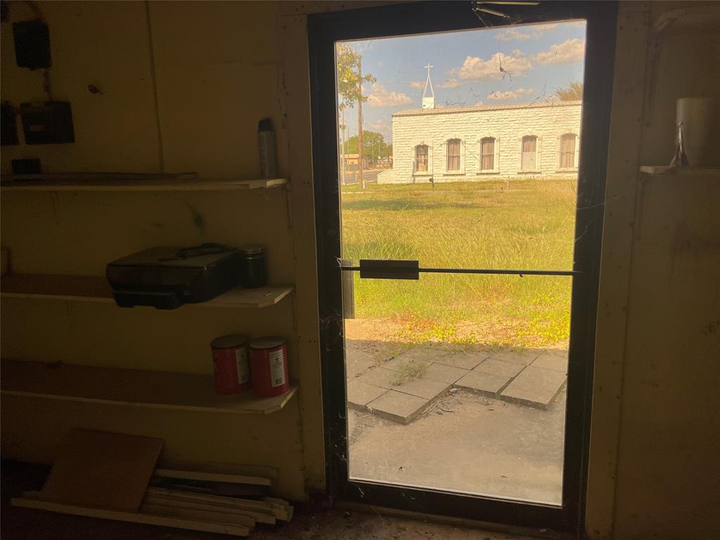 Cochran - Commercial Sale