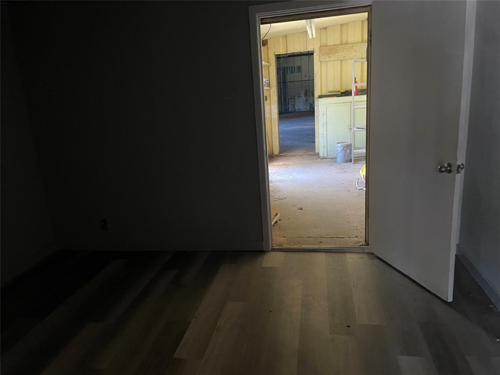 Cochran - Commercial Sale