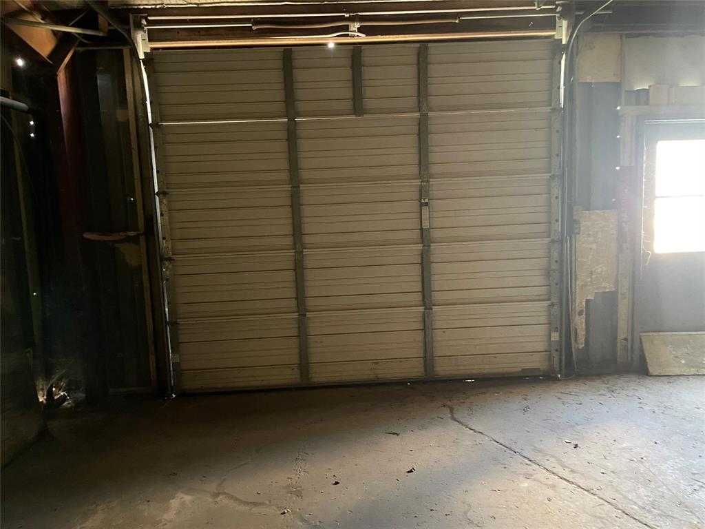 Cochran - Commercial Sale