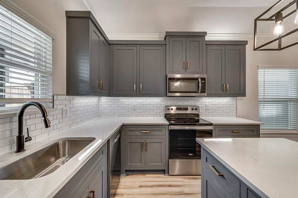 Cottages on Cantrell - Residential