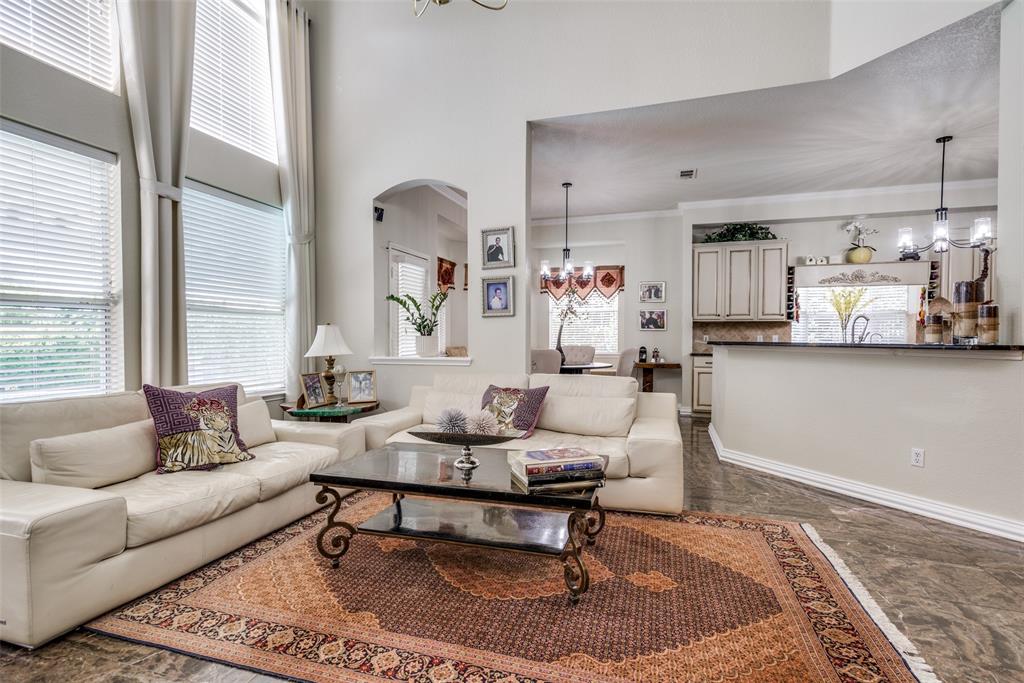 Legend Crest Viii - Residential