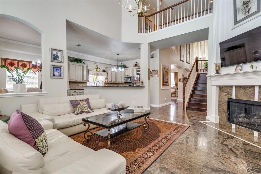 Legend Crest Viii - Residential