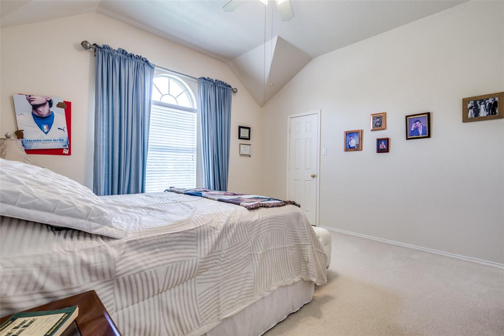 Legend Crest Viii - Residential