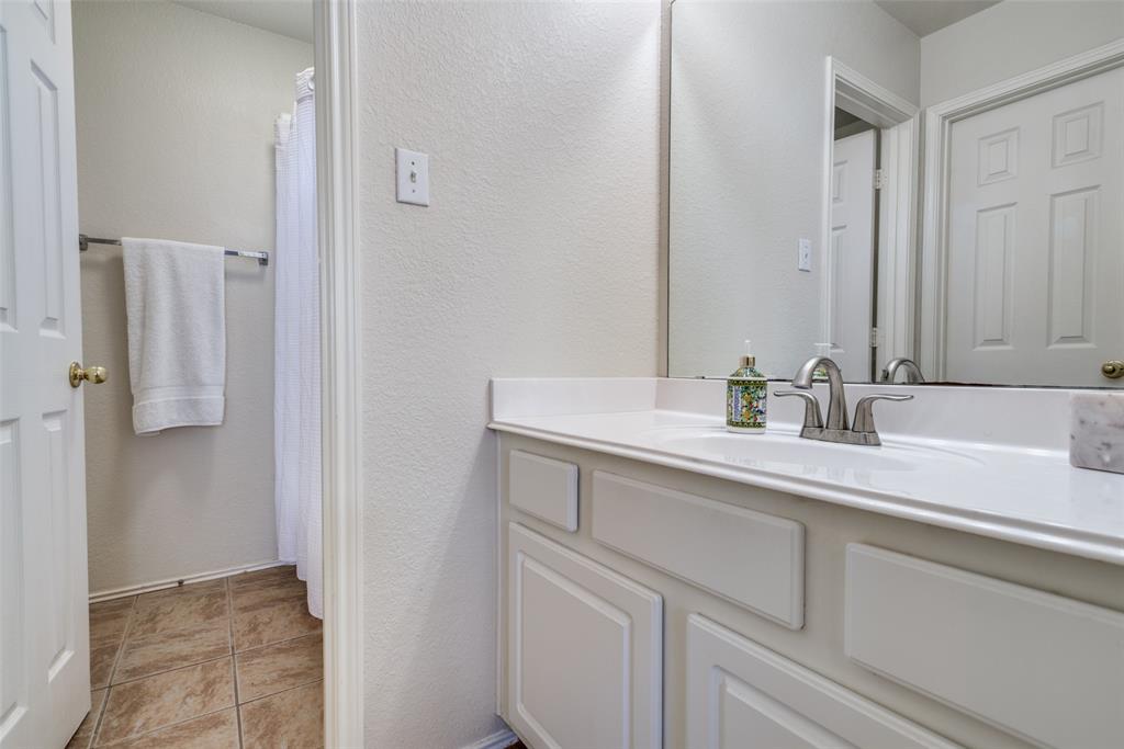 Legend Crest Viii - Residential