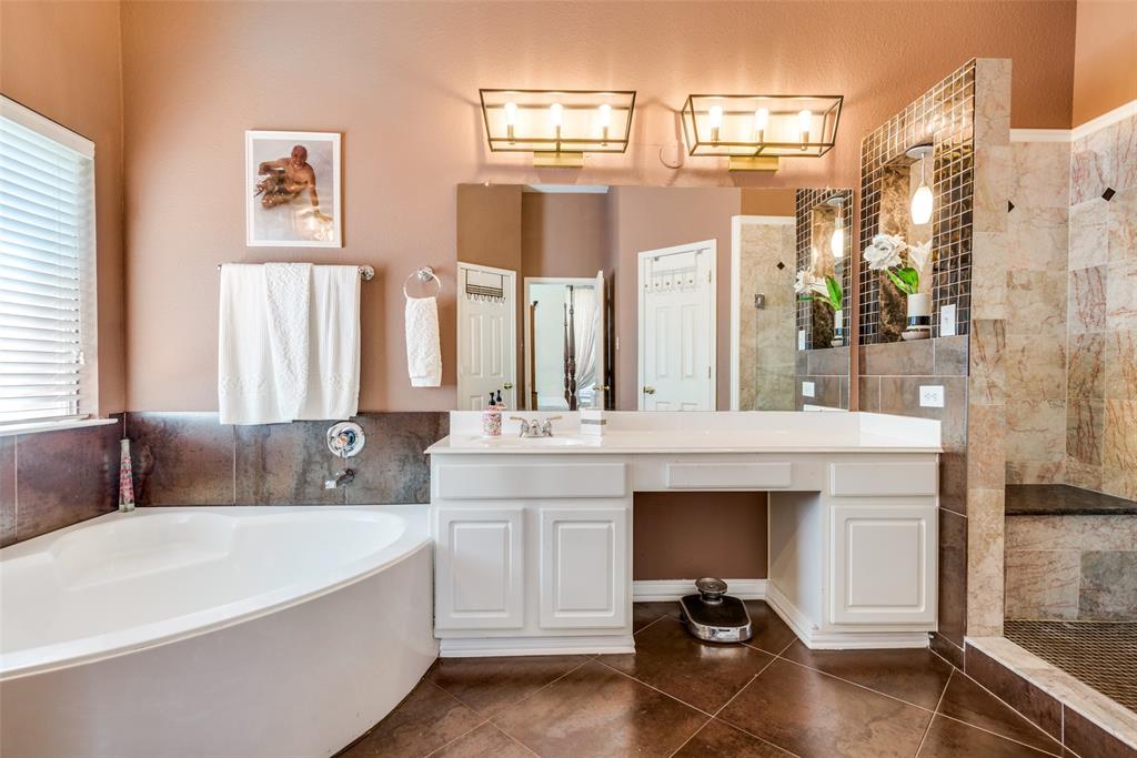 Legend Crest Viii - Residential