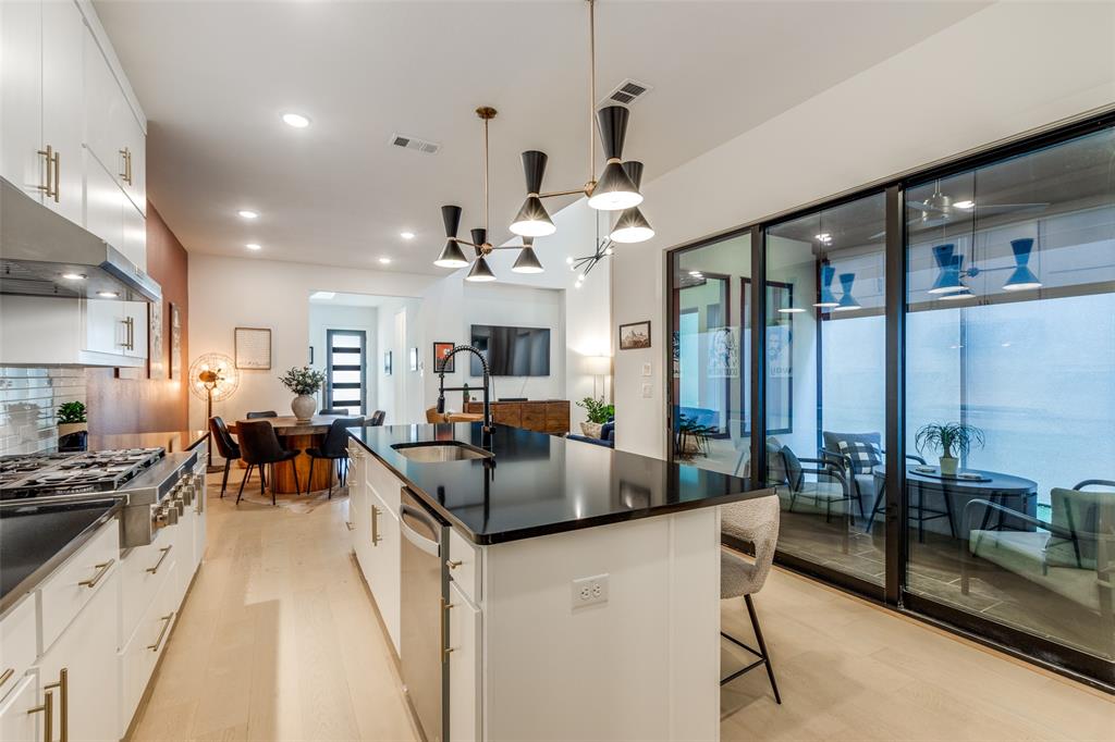 Danielle At Craig Ranch, The - Residential