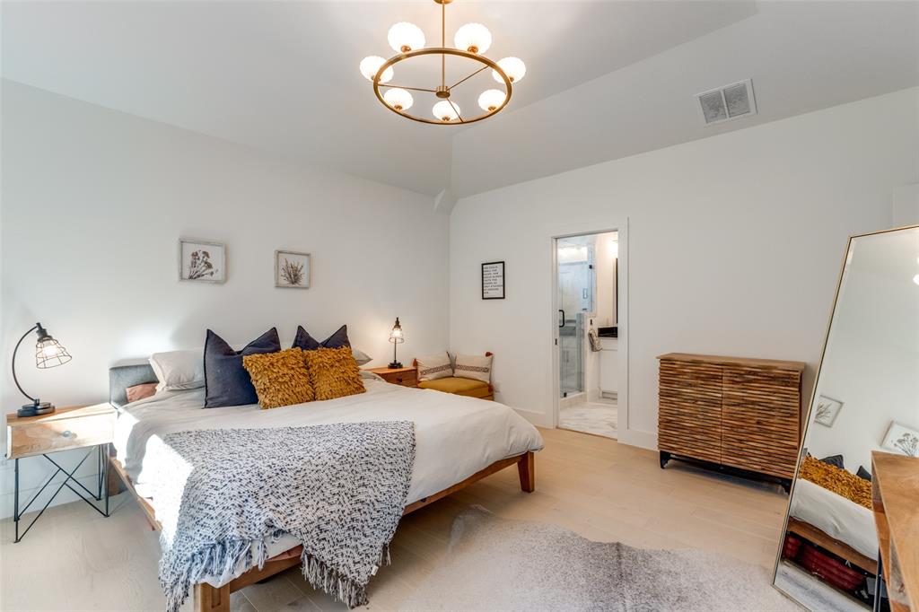 Danielle At Craig Ranch, The - Residential